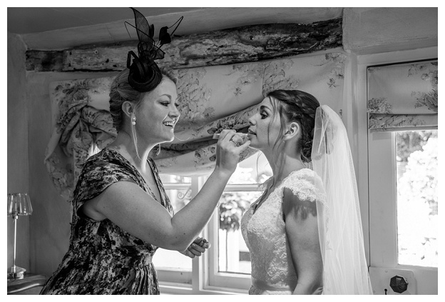 Hengrave_Hall_Wedding_Photography_Hampshire_0050.jpg