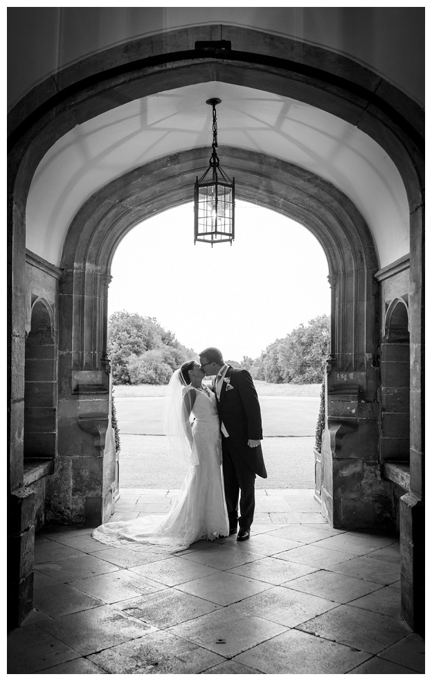 Hengrave_Hall_Wedding_Photography_Hampshire_0053.jpg