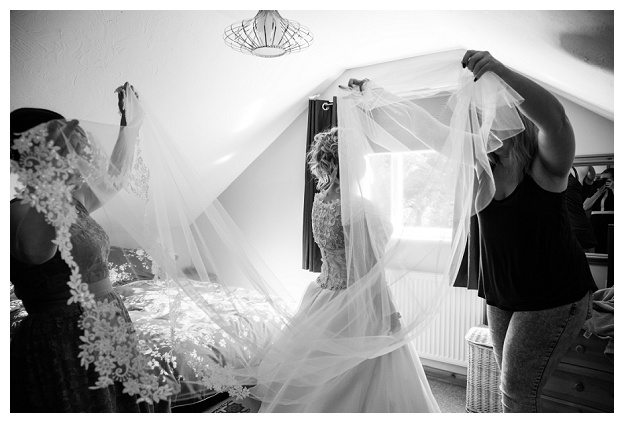 Three_Choirs_Wickham_Vineyard_Wedding_Photography_Hampshire_The Cole Portfolio_0022.jpg