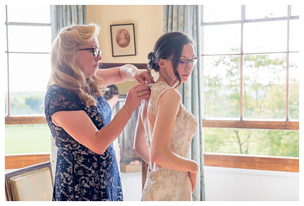 Intimate_Hampshire_Wedding_Hill_Place_Swanmore_Wedding_Photography_The Cole Portfolio_0041.jpg