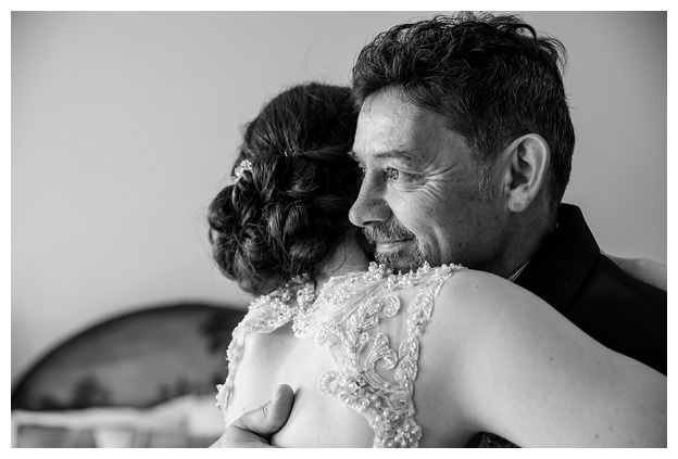 Intimate_Hampshire_Wedding_Hill_Place_Swanmore_Wedding_Photography_The Cole Portfolio_0046.jpg