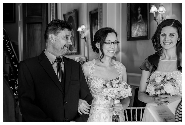 Intimate_Hampshire_Wedding_Hill_Place_Swanmore_Wedding_Photography_The Cole Portfolio_0055.jpg