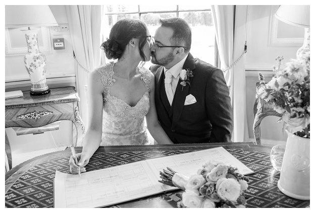 Intimate_Hampshire_Wedding_Hill_Place_Swanmore_Wedding_Photography_The Cole Portfolio_0062.jpg