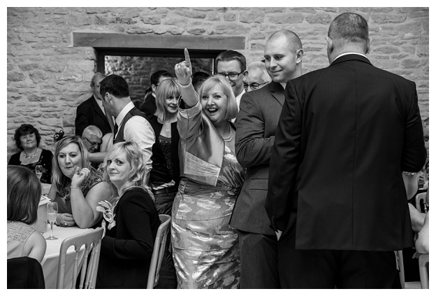 Kingscote_Barn_Wedding_Photography_0105.jpg