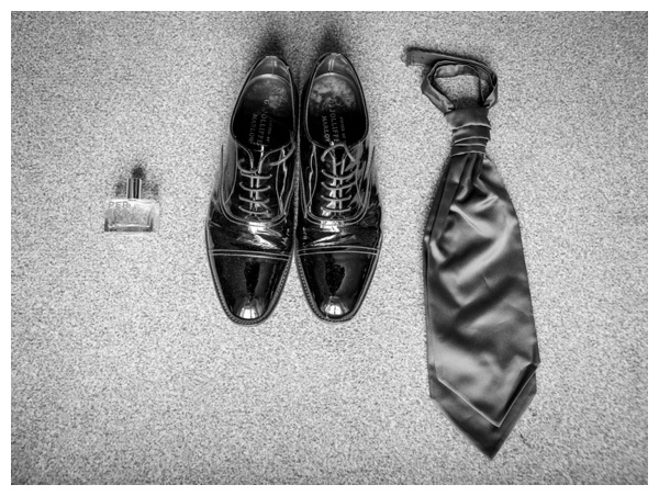 Wiltshire_Wedding_Photography_The Cole Portfolio_0024.jpg