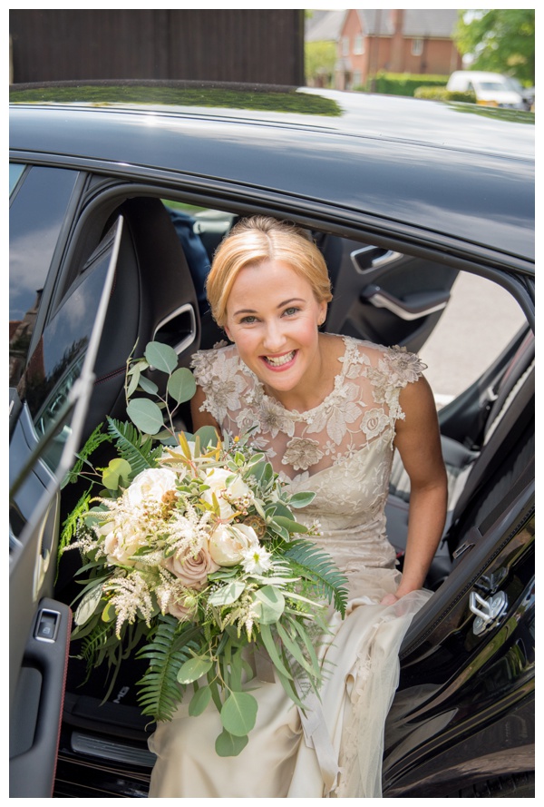 Sussex_Wedding_Photography_Bartholomew_Barn_0032