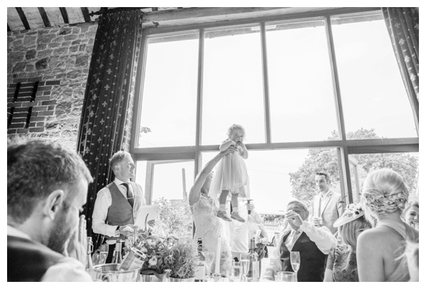 Sussex_Wedding_Photography_Bartholomew_Barn_0085
