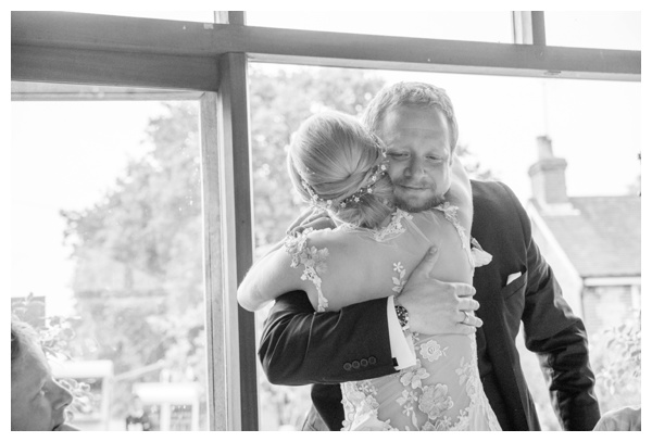 Sussex_Wedding_Photography_Bartholomew_Barn_0091