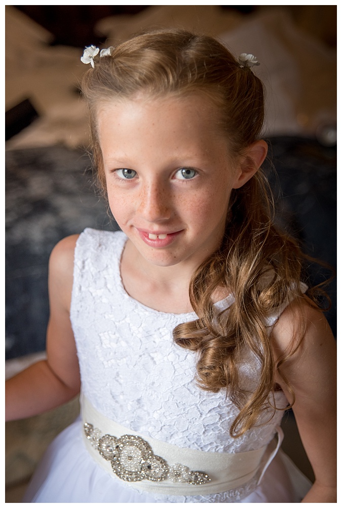 Winchester Wedding Photographer_Avington Park Wedding Photographhy_0015.jpg